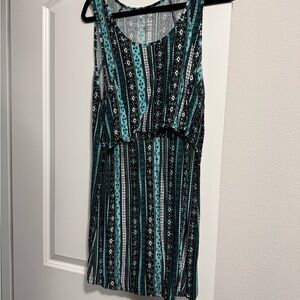 Latched Mama Black and Teal Patterned Tank Top